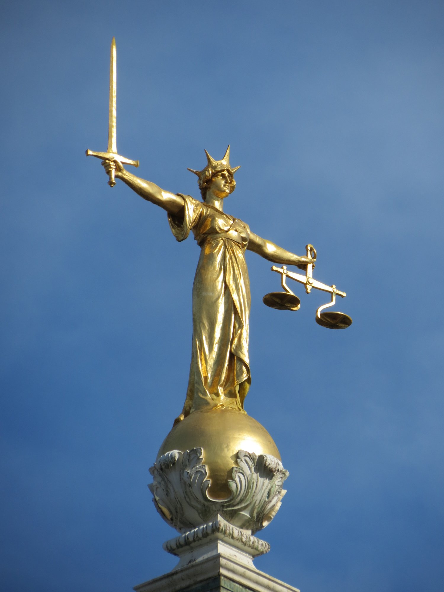 Old Bailey Statue Of Justice Bob Speel s Website